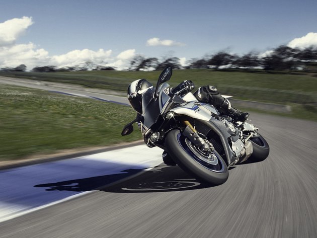 yamaha r1 2015